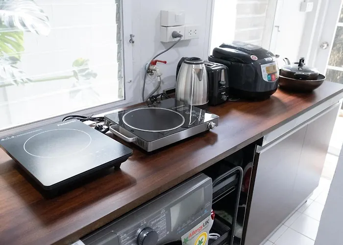 The Blue Door 3 Bedroom House Sukhumvit 4 Hébergement de vacances *