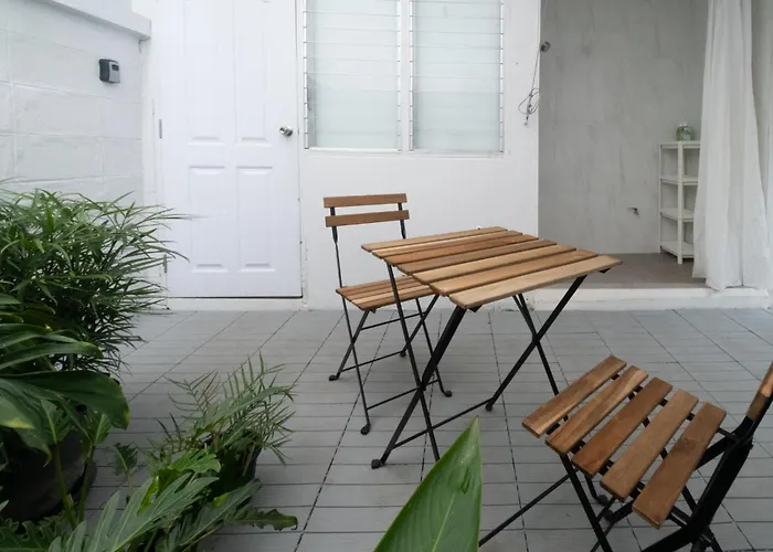 The Blue Door 3 Bedroom House Sukhumvit 4 Hébergement de vacances