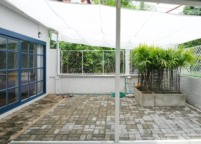The Blue Door 3 Bedroom House Sukhumvit 4
