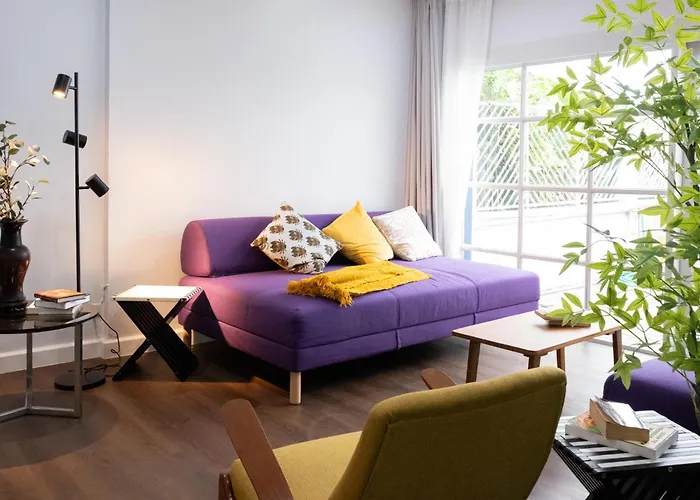 The Blue Door 3 Bedroom House Sukhumvit 4 *
