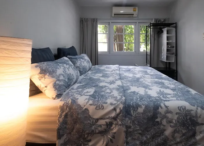 Hébergement de vacances The Blue Door 3 Bedroom House Sukhumvit 4 Bangkok